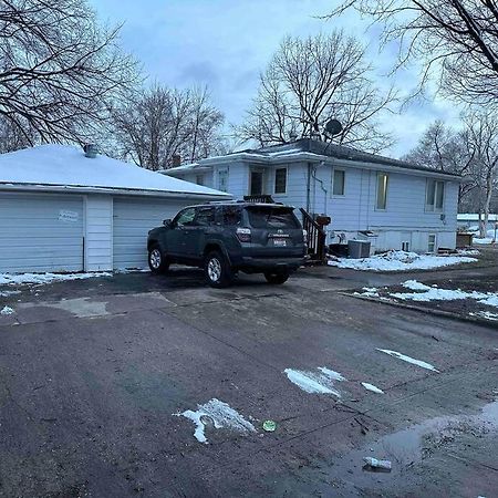 Apartamento Hot Tub 5 Beds Moorhead Exterior foto