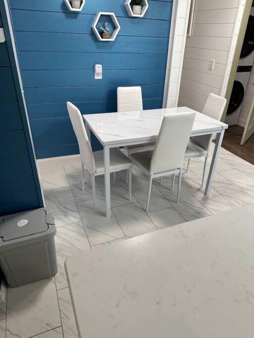 Apartamento Hot Tub 5 Beds Moorhead Exterior foto